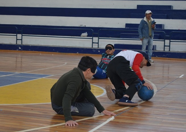 yron Guerrero impulsa el deporte adaptado, están en competencia con el Goalball.